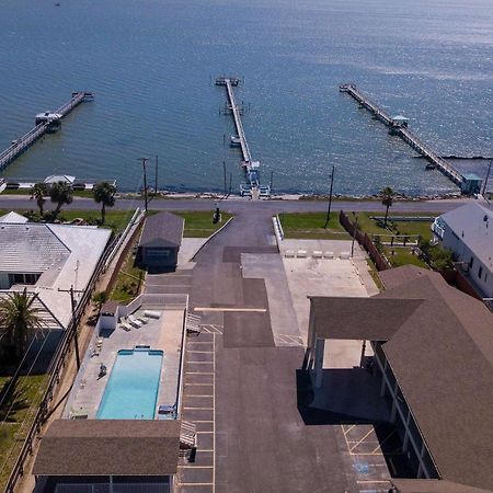 Quality Inn Rockport On Aransas Bay Exterior photo