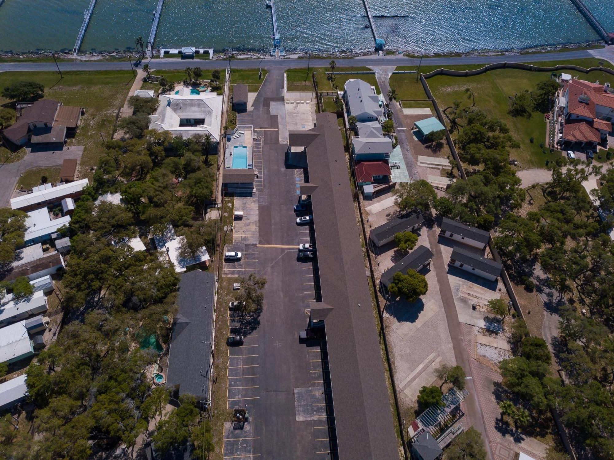 Quality Inn Rockport On Aransas Bay Exterior photo