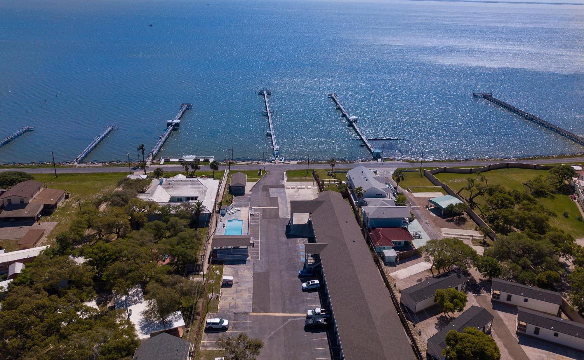 Quality Inn Rockport On Aransas Bay Exterior photo