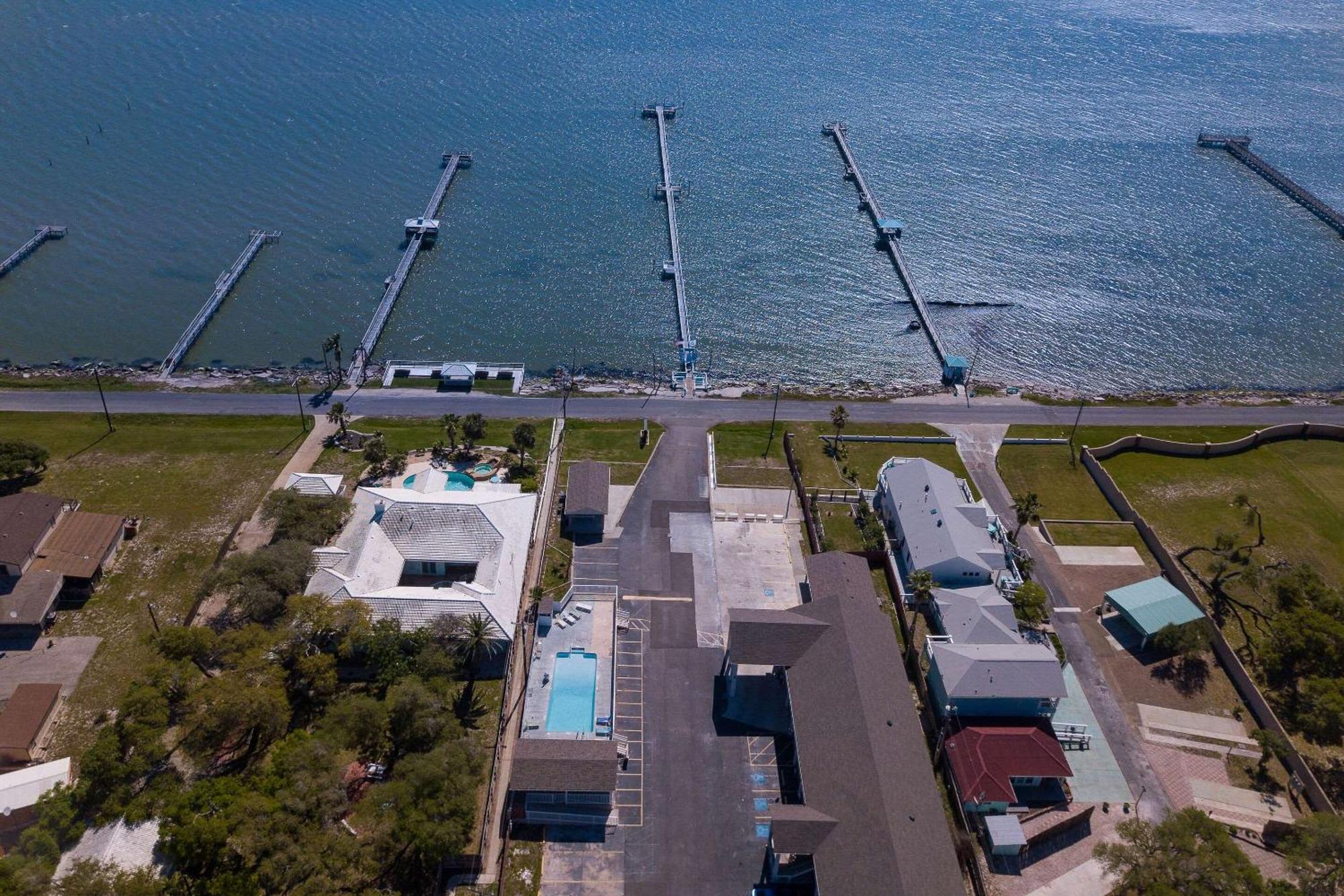 Quality Inn Rockport On Aransas Bay Exterior photo